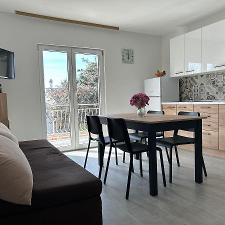 Apartments Ljubomir روغوزنيكا المظهر الخارجي الصورة