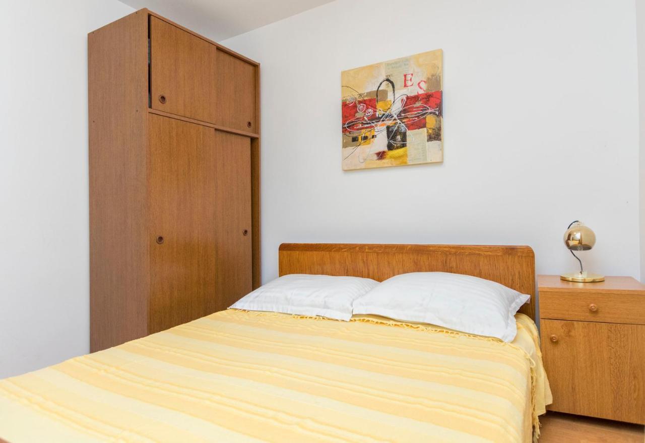 Apartments Ljubomir روغوزنيكا المظهر الخارجي الصورة