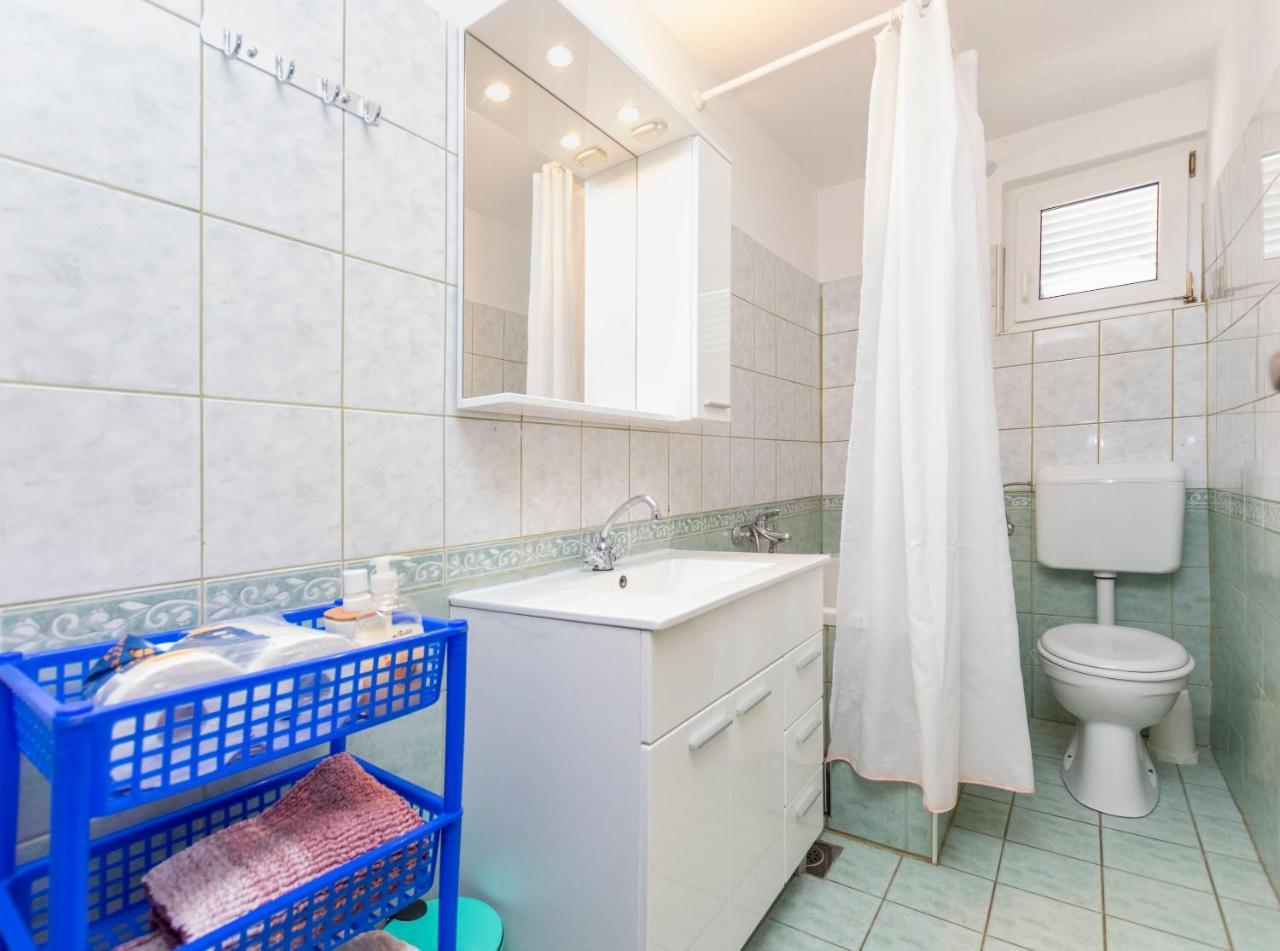 Apartments Ljubomir روغوزنيكا المظهر الخارجي الصورة