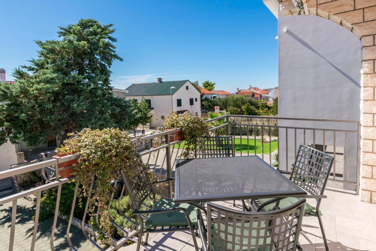 Apartments Ljubomir روغوزنيكا المظهر الخارجي الصورة